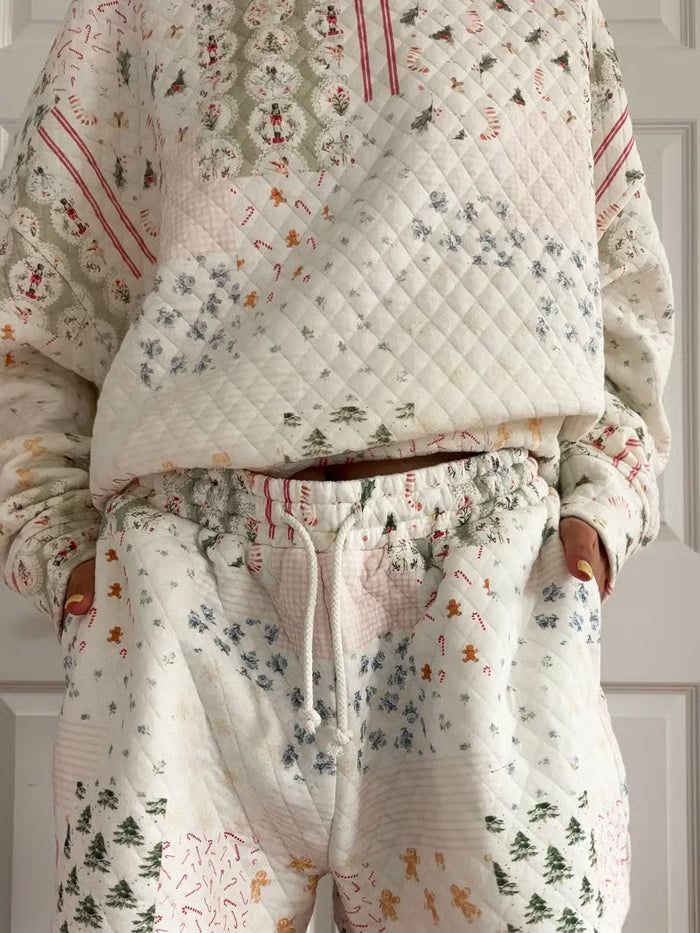 🎅Christmas Bestseller! - ❄️🧣Christmas Holiday Quilted Mockneck Sweatshirt Set(✨Same as in the video)