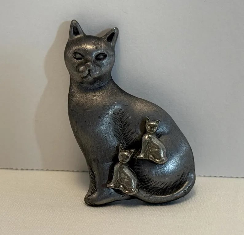 🐈‍⬛✨Vintage Handcrafted Pewter Cat Pin With Kitten Pierced Earrings & Necklace